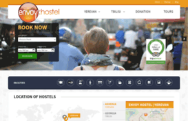 envoyhostel.com