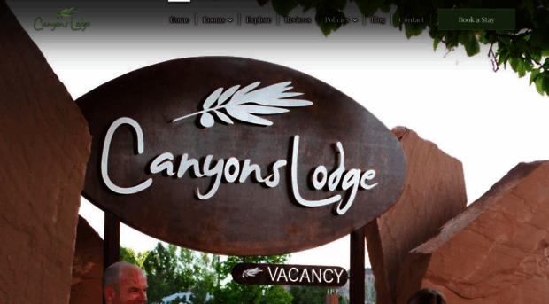 canyonslodge.com