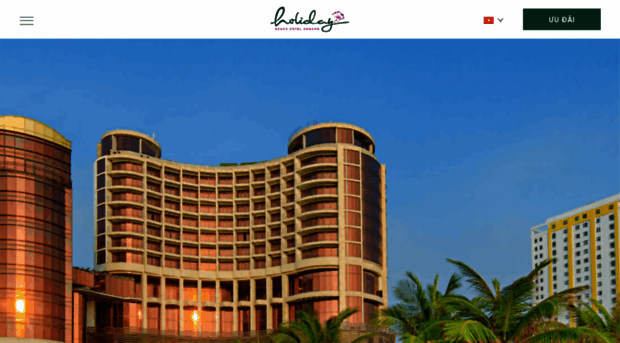 holidaybeachdanang.com